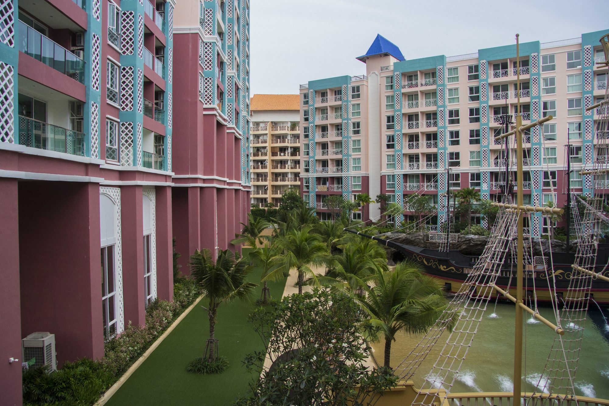 Grande Caribbean Family Apartment Pattaya Εξωτερικό φωτογραφία
